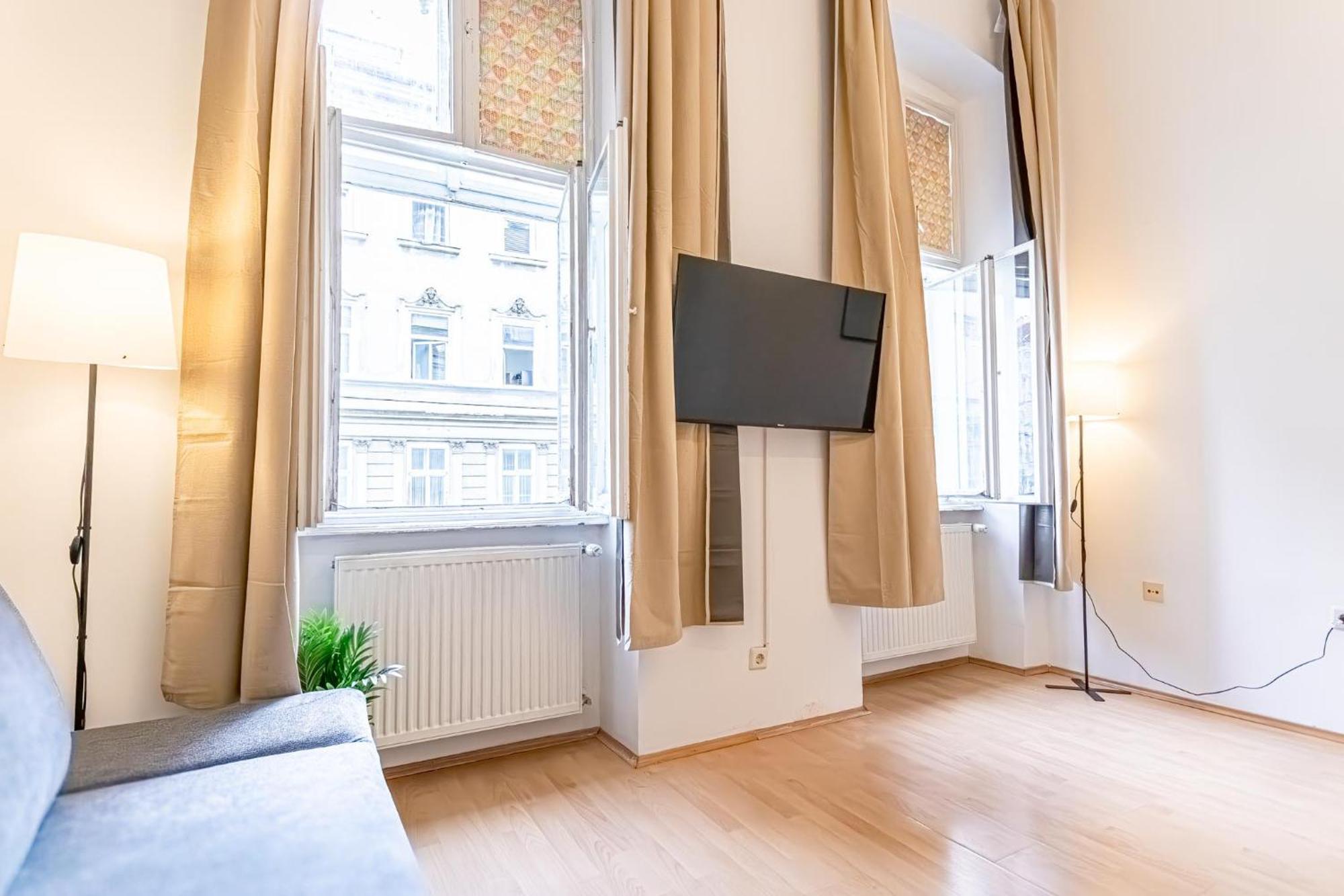 City-Linked 2Br Apartment Near Wiener Stadthalle Kültér fotó