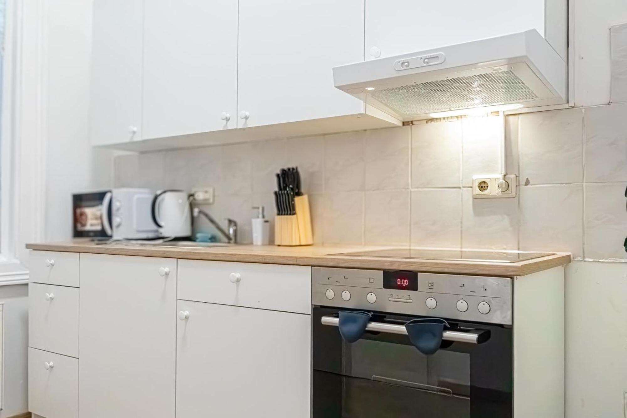 City-Linked 2Br Apartment Near Wiener Stadthalle Kültér fotó